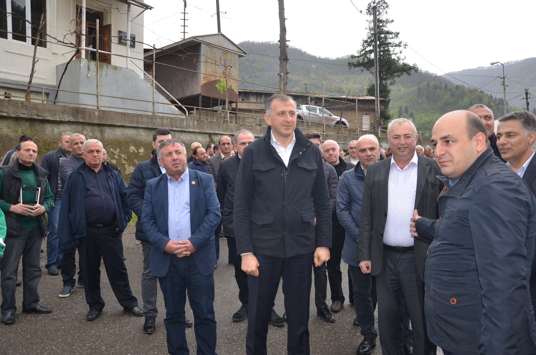 დღეიდან ქედას 2 სრულად აღჭურვილი სამედიცინო ეკიპაჟი მოემსახურება