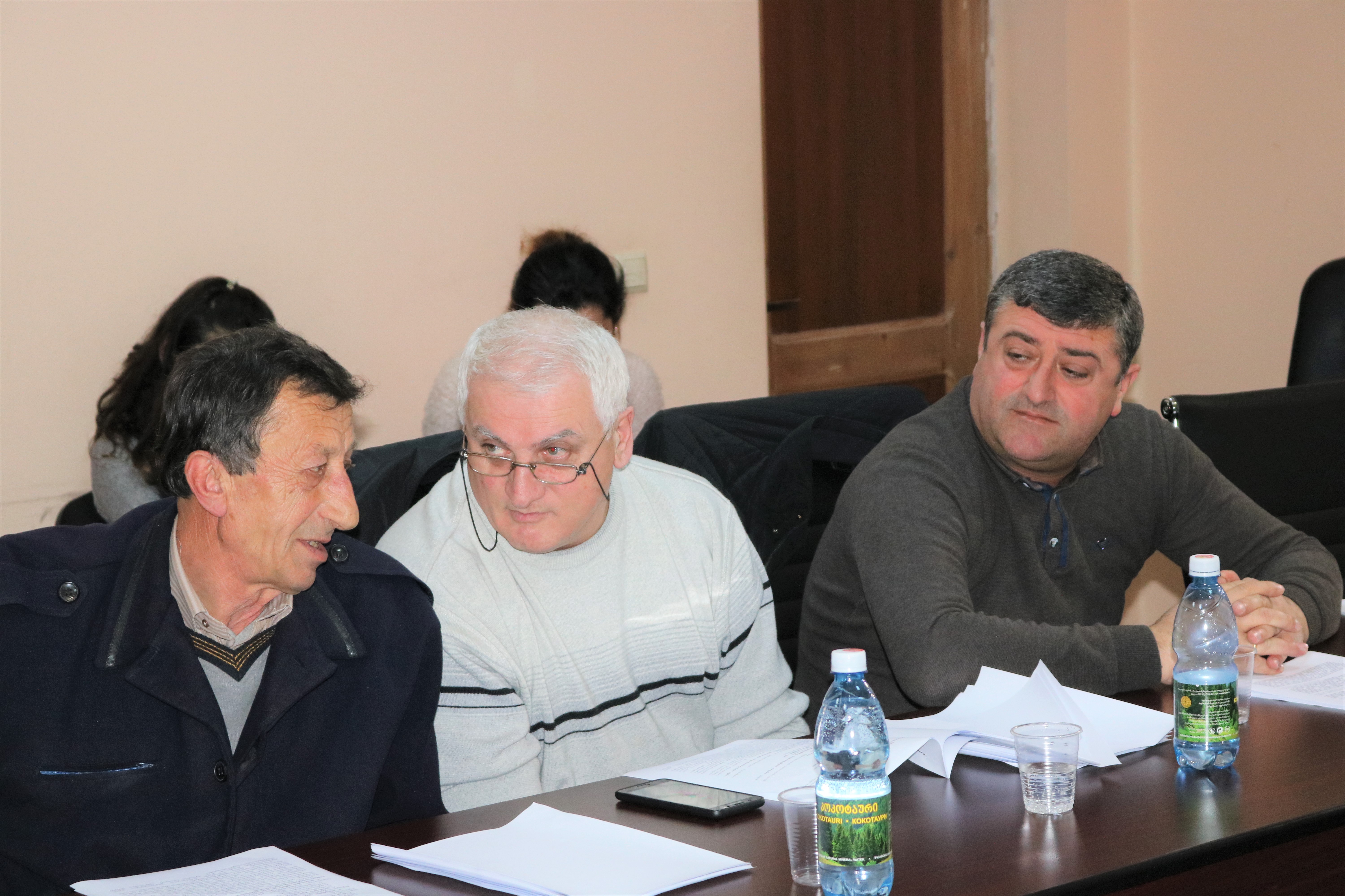 მიმდინარე წლის 13 თებერვლას ქედის მუნიციპალიტეტის საკრებულოში რიგგარეშე სხდომა გაიმართა