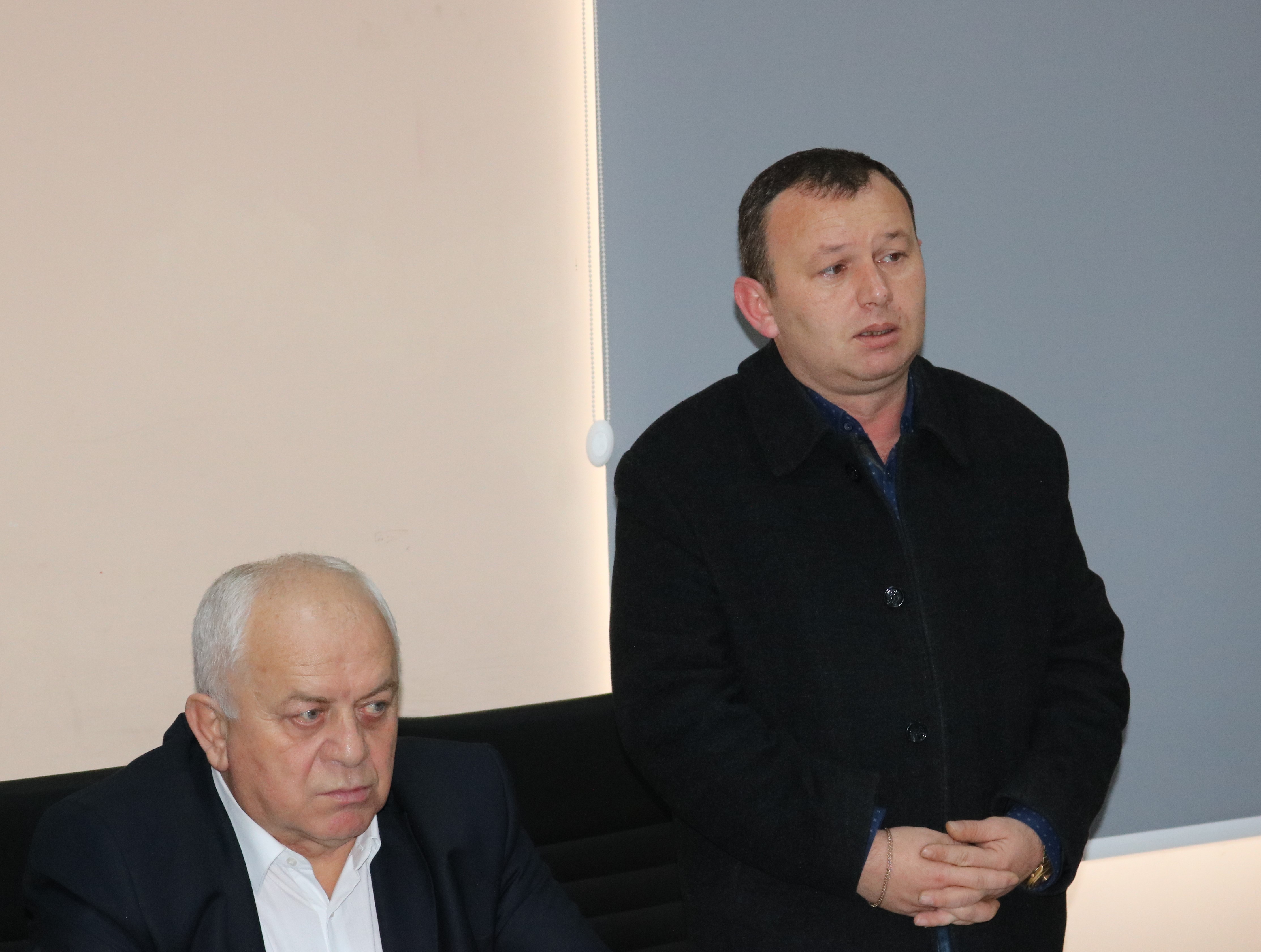საკრებულოს №01-06/22 მორიგ სხდომაზე დღის წერიგით გათვალისწინებული 5 საკითხი განიხილეს