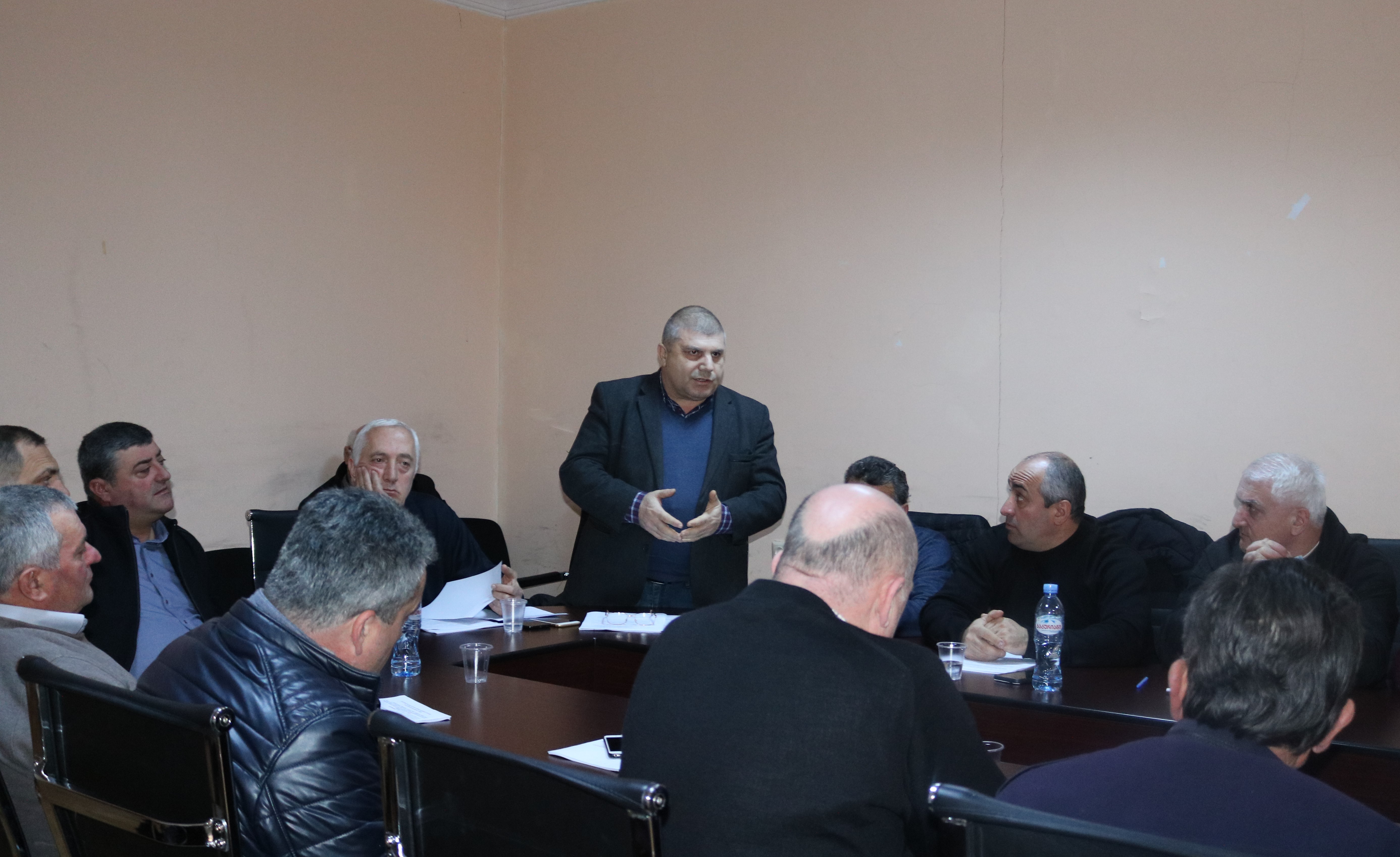 ქედის მუნიციპალიტეტის საკრებულომ რიგგარეშე სხდომა გამართა