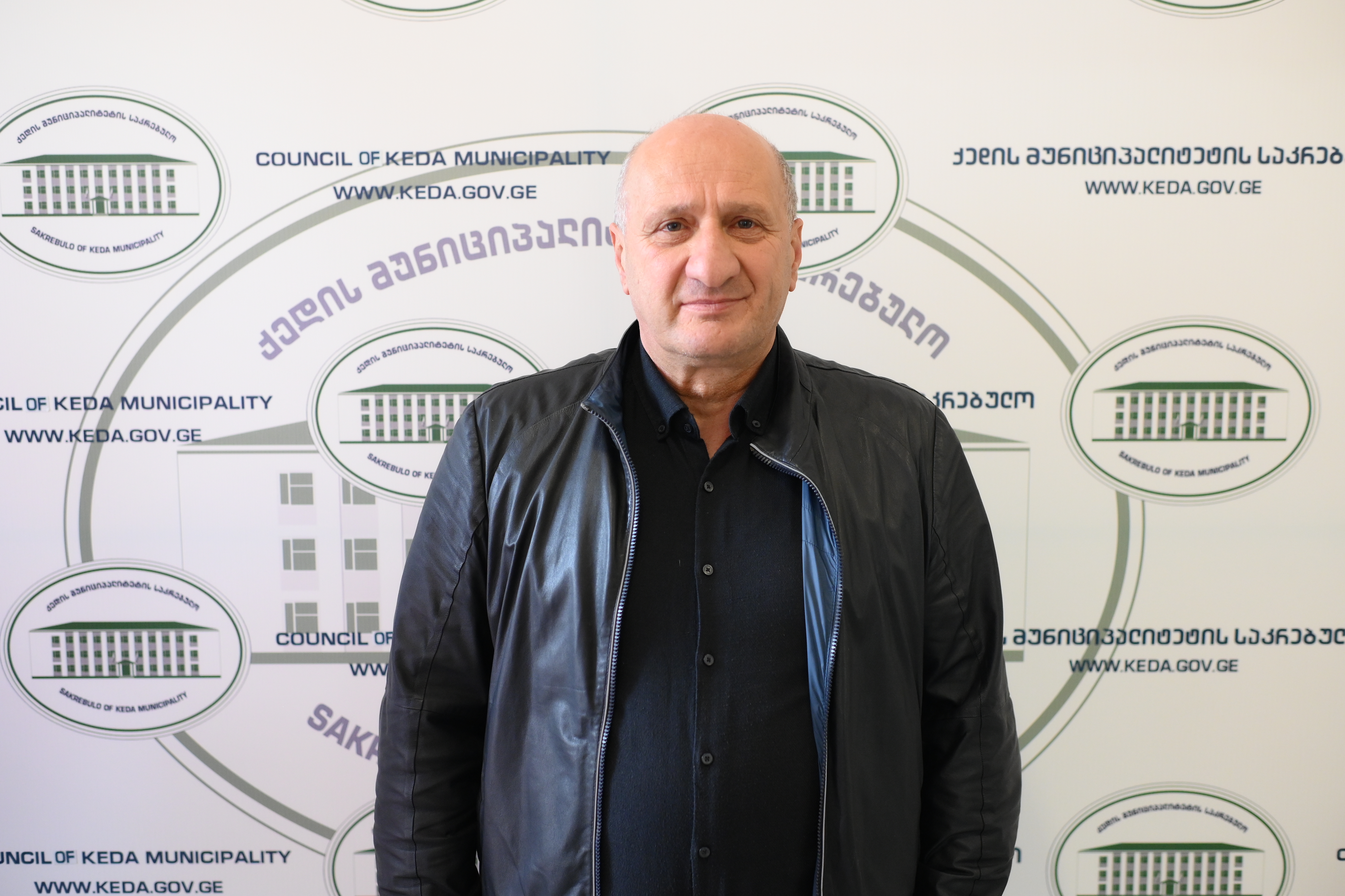 ჯამბულ შარაბიძე