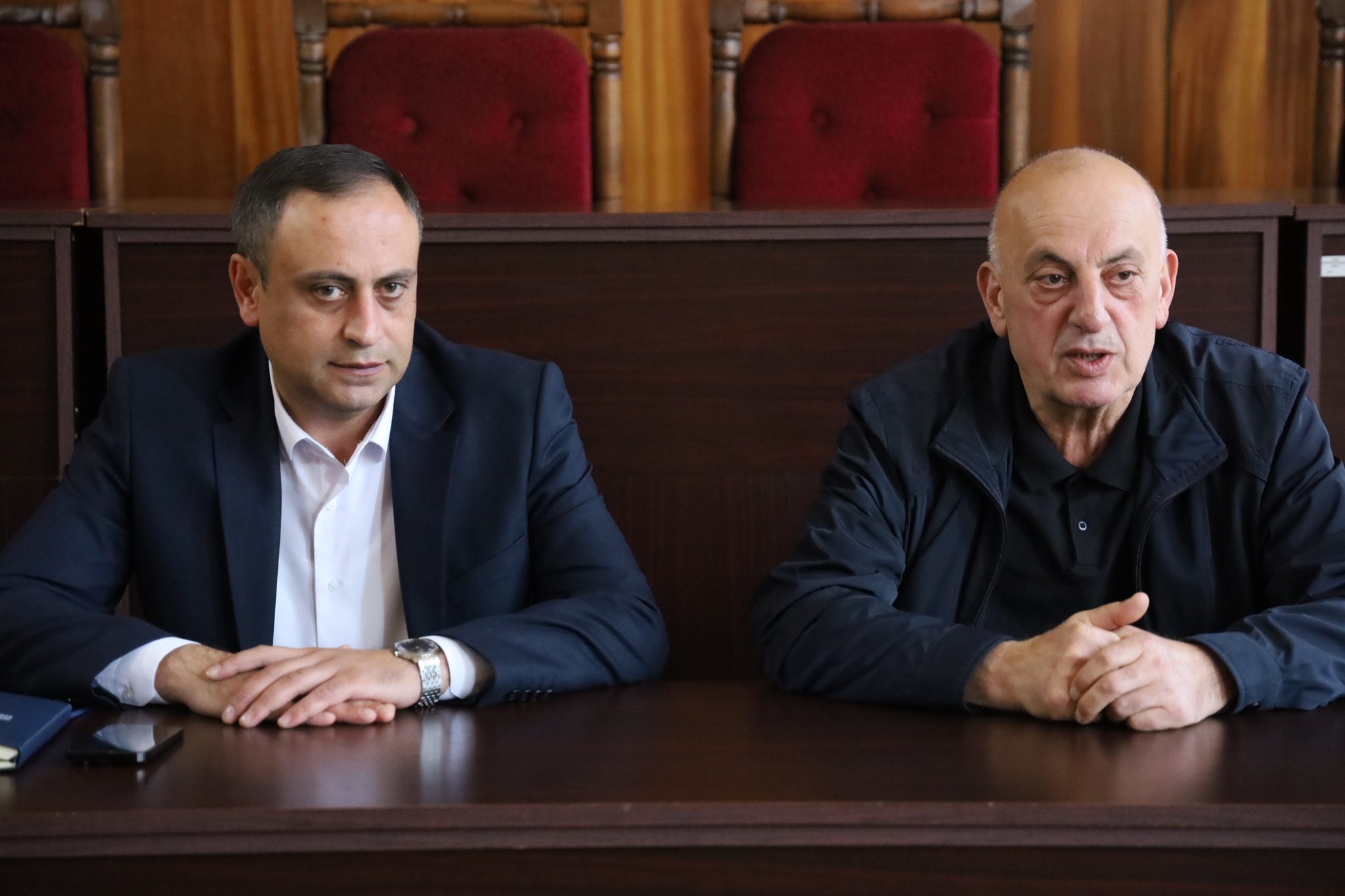 ქედის მუნიციპალიტეტის ახლადარჩეულმა მერმა მამუკა თურმანიძემ, საკრებულოს თავმჯდომარესთან ამირან ცინცაძესთან ერთად, სამუშაო შეხვედრა გამართა