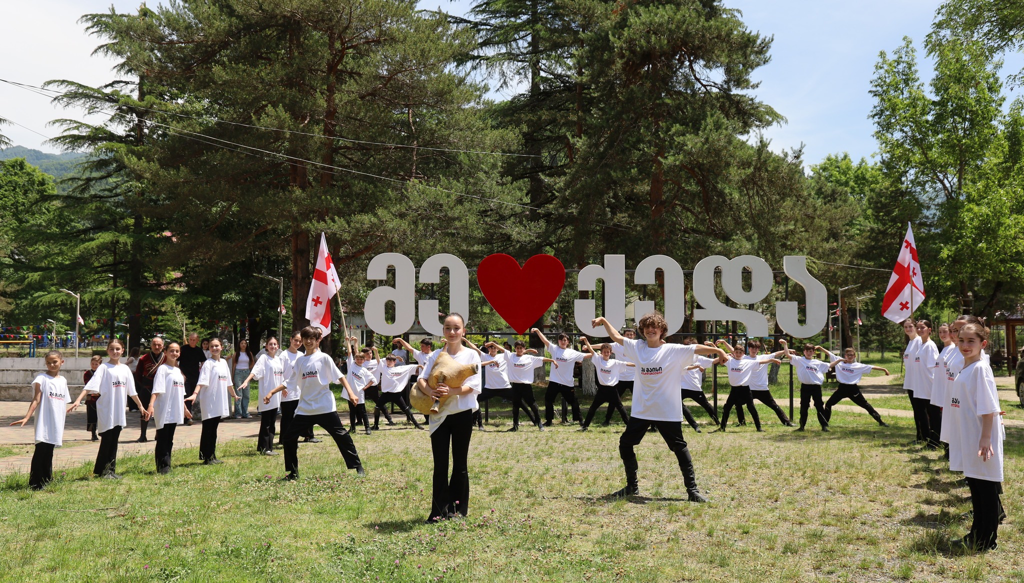 ქედაში საქართველოს დამოუკიდებლობის დღისადმი მიძღვნილი საზეიმო ღონისძიება გაიმართა