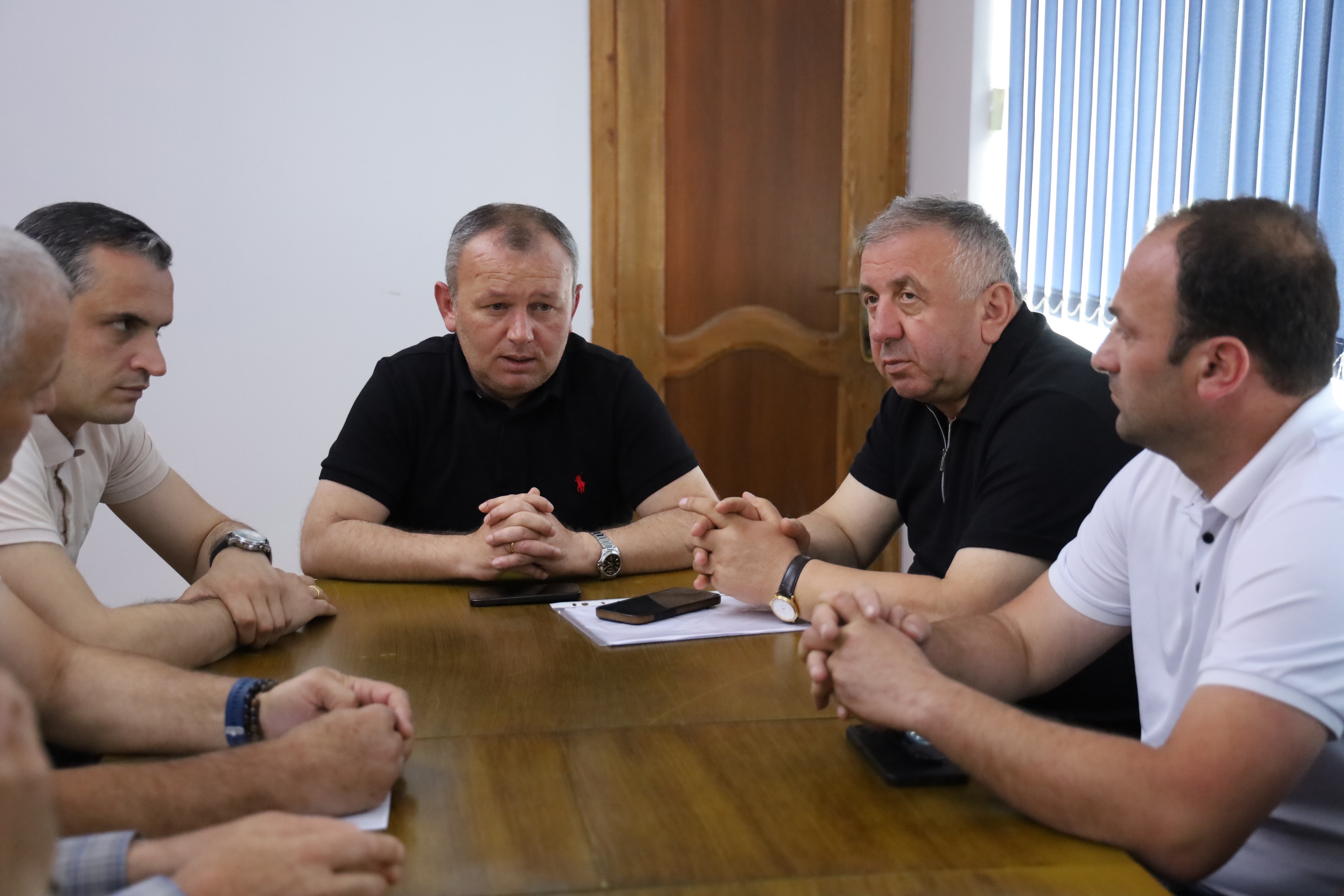 ქედის მუნიციპალიტეტის მერმა როლანდ ბერიძემ სამუშაო შეხვედრა გამართა