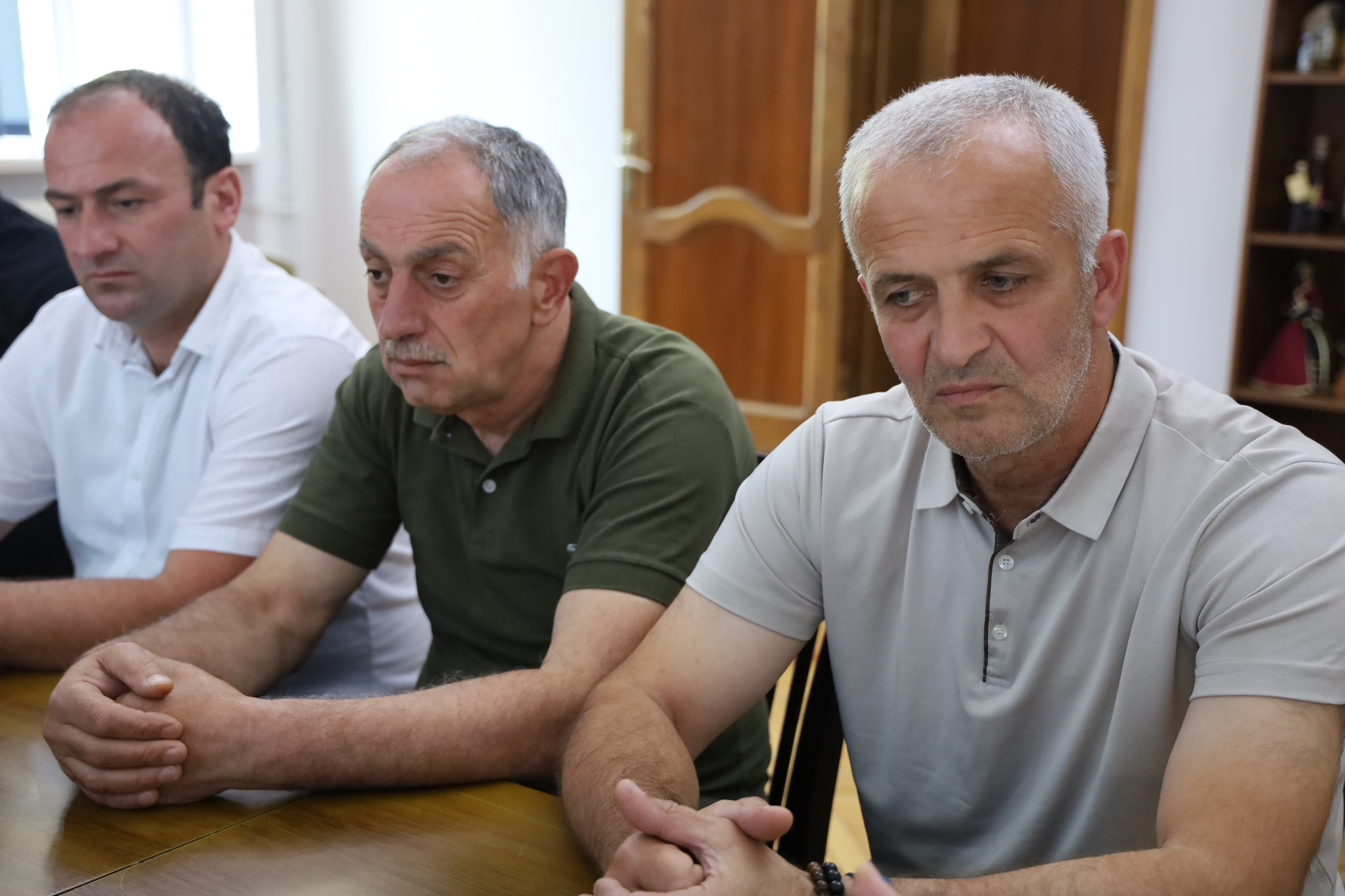 მერმა ადმინისტრაციული ერთეულის ხელმძღვანელებთან სამუშაო შეხვედრა გამართა