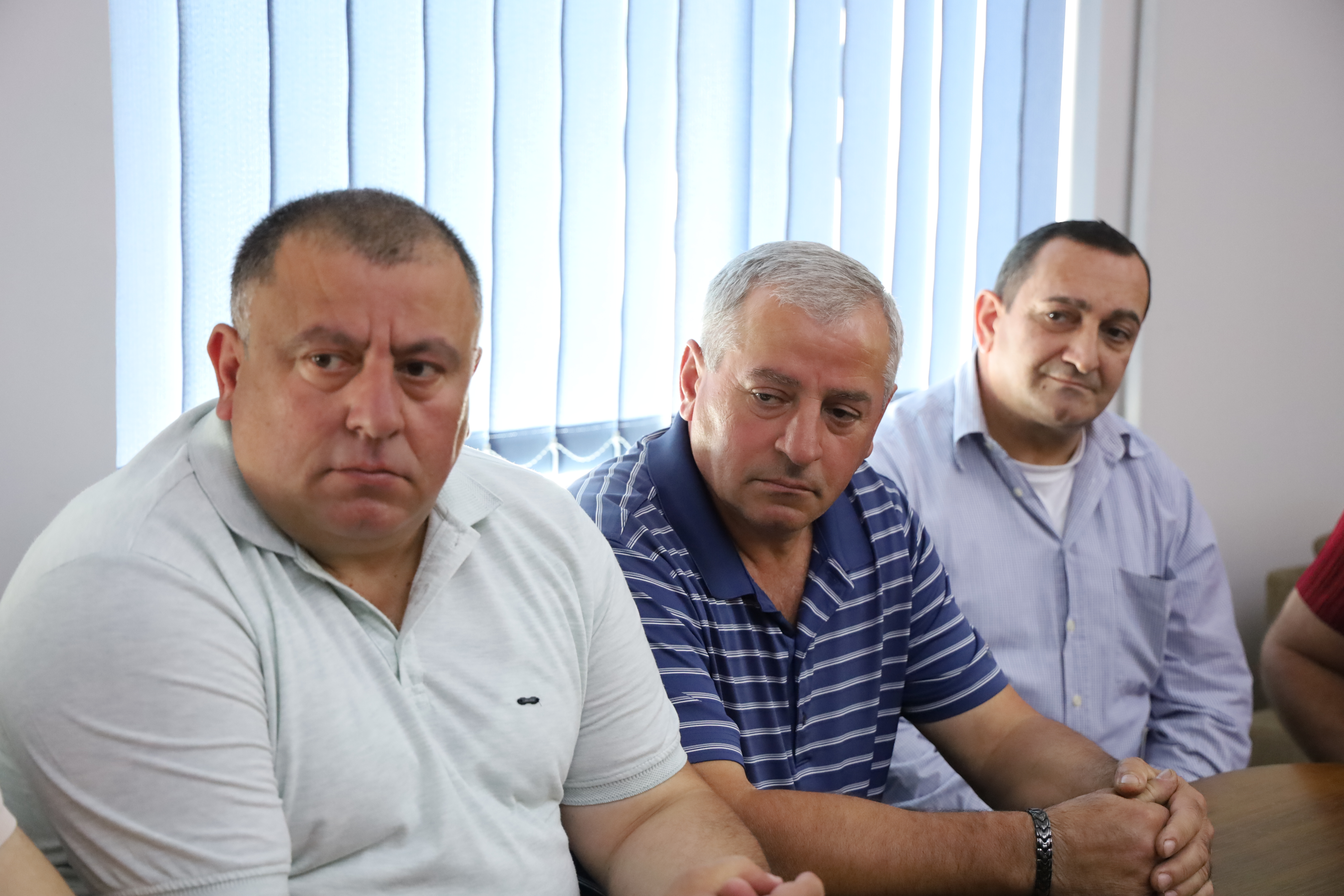 მერმა ადმინისტრაციული ერთეულის ხელმძღვანელებთან სამუშაო შეხვედრა გამართა