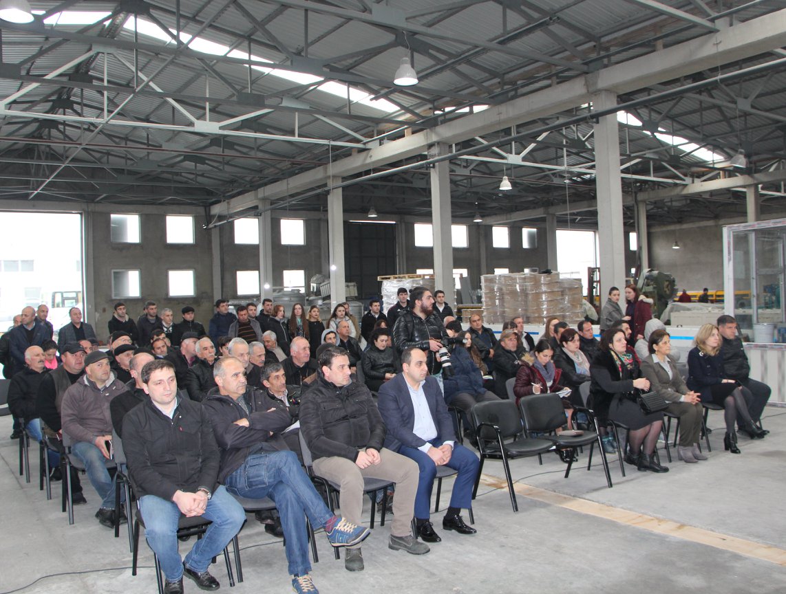 DCFTA საინფომაციო ცენტრის პრეზენტაციას ქედის მუნიციპალიტეტის წარმომადგენლები ესწრებოდნენ