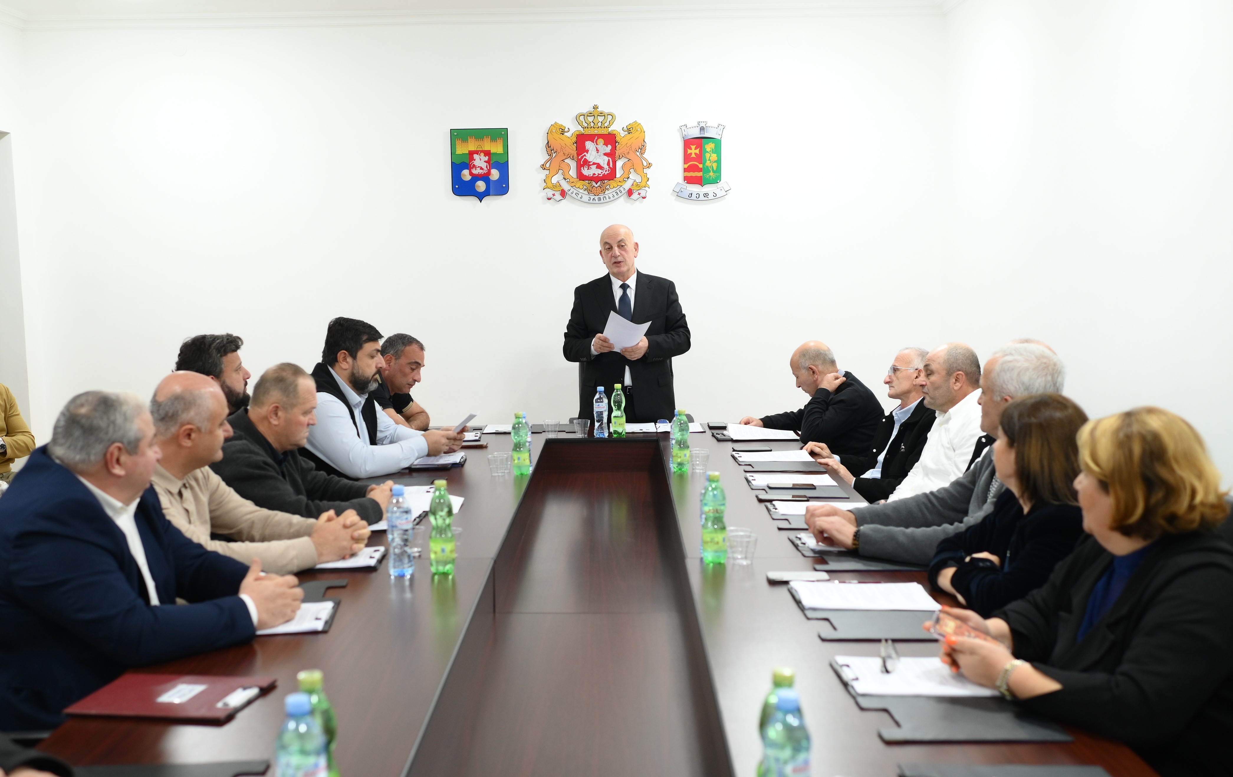 დღეს ახალი მოწვევის საკრებულოს პირველი რიგგარეშე სხდომა ჩატარდა