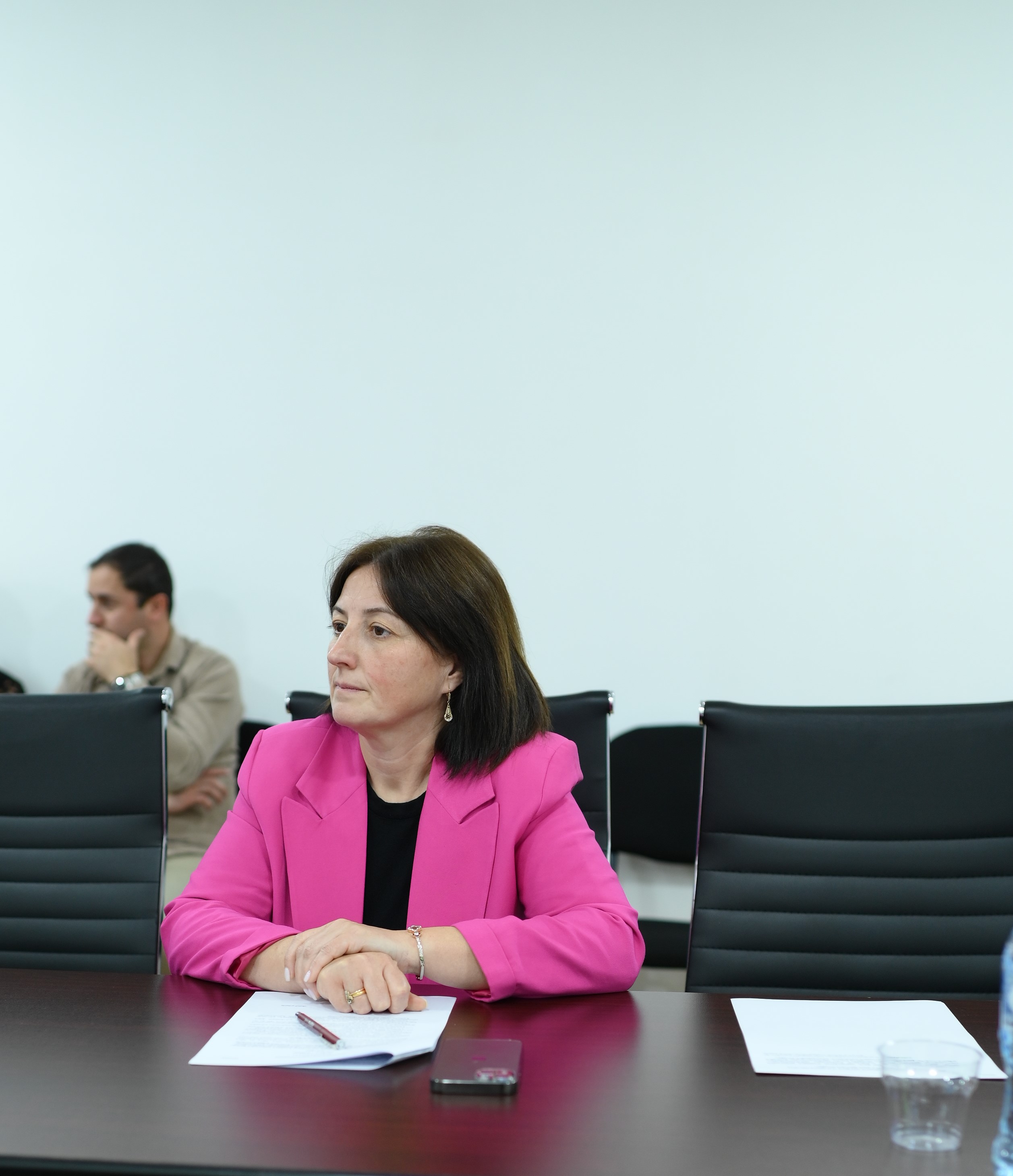 დღეს  საკრებულოს რიგგარეშე  სხდომაზე 2026 წლის ბიუჯეტის პროექტი  განიხილეს