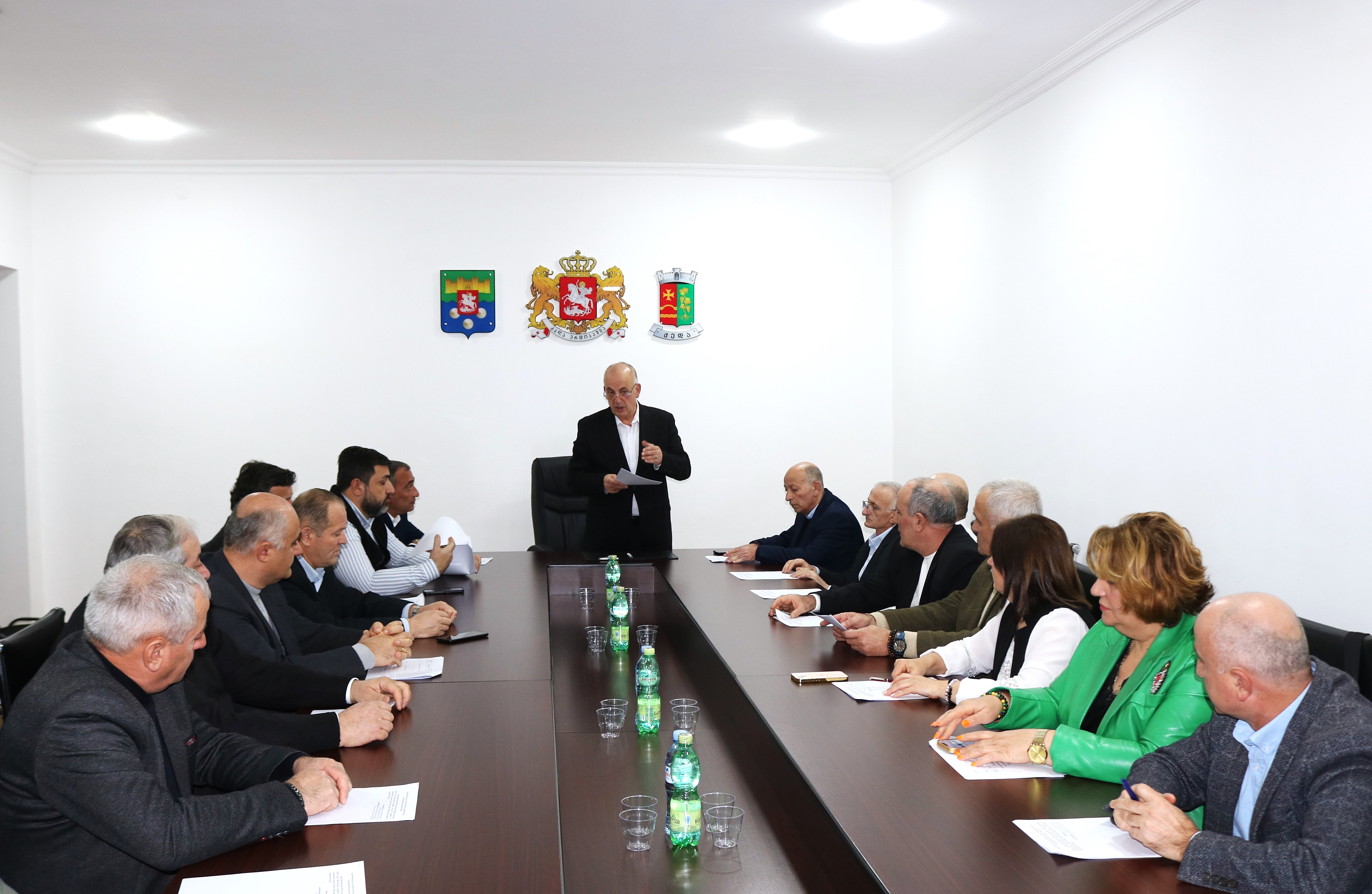 დღეს ქედის მუნიციპალიტეტის საკრებულოს რიგგარეშე სხდომა გაიმართა