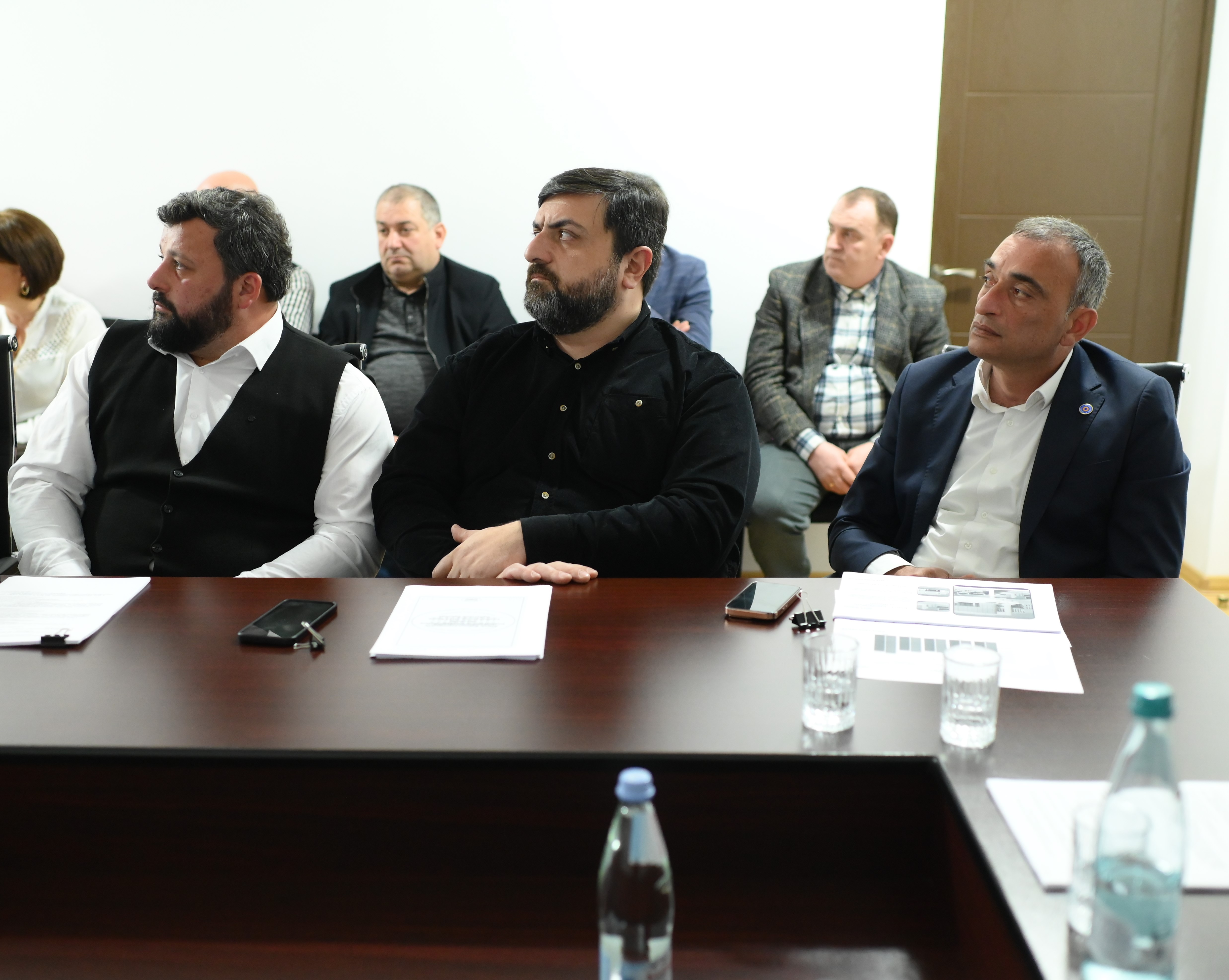 დღეს ქედის მუნიციპალიტეტის საკრებულოს მორიგ სხდომაზე მუნიციპალიტეტის მერის და საკრებულოს თავმჯდომარის ანგარიში მოისმინეს 