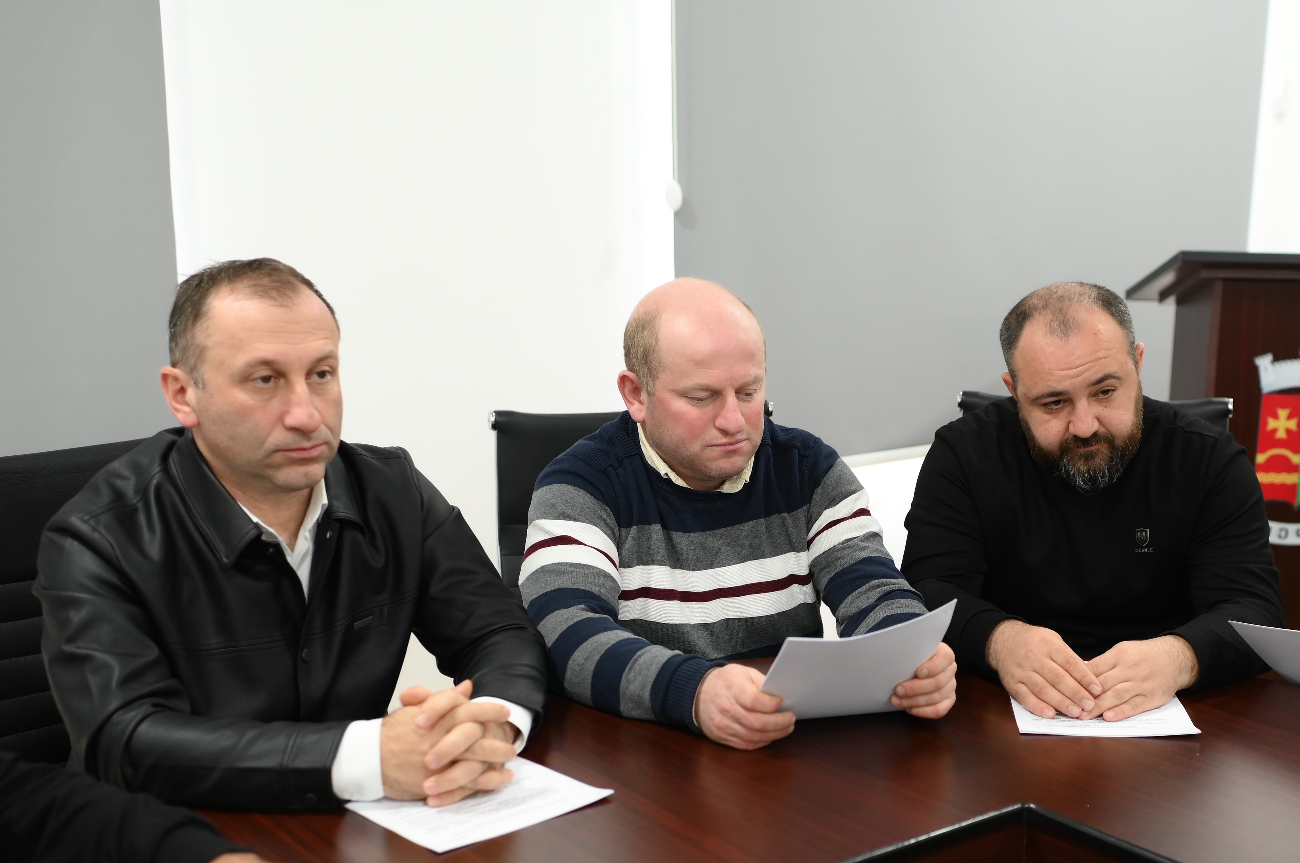 დღეს ქედის მუნიციპალიტეტის საკრებულოს მორიგი სხდომა გაიმართა