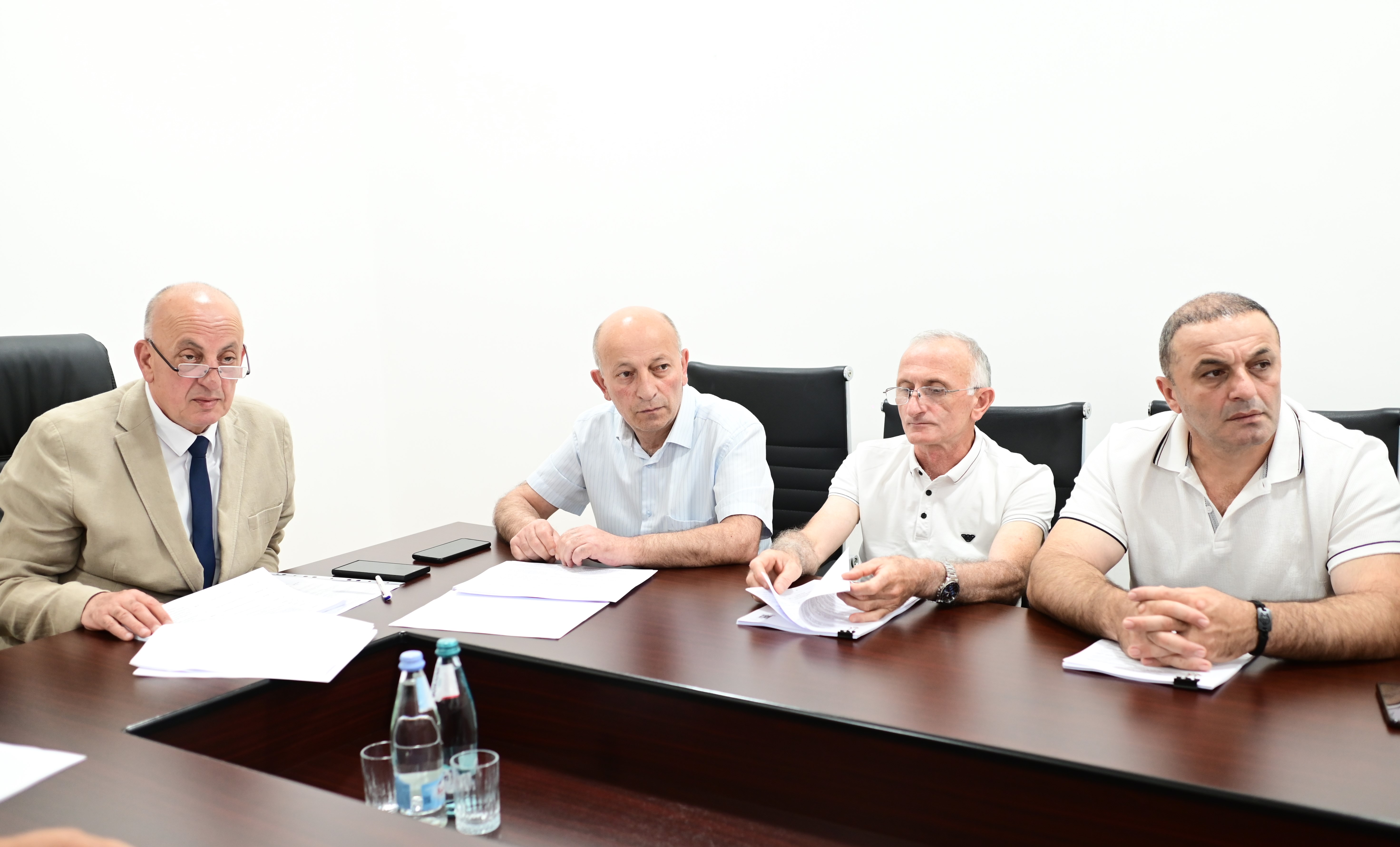 დღეს ქედის მუნიციპალიტეტის საკრებულოს მორიგი სხდომა გაიმართა
