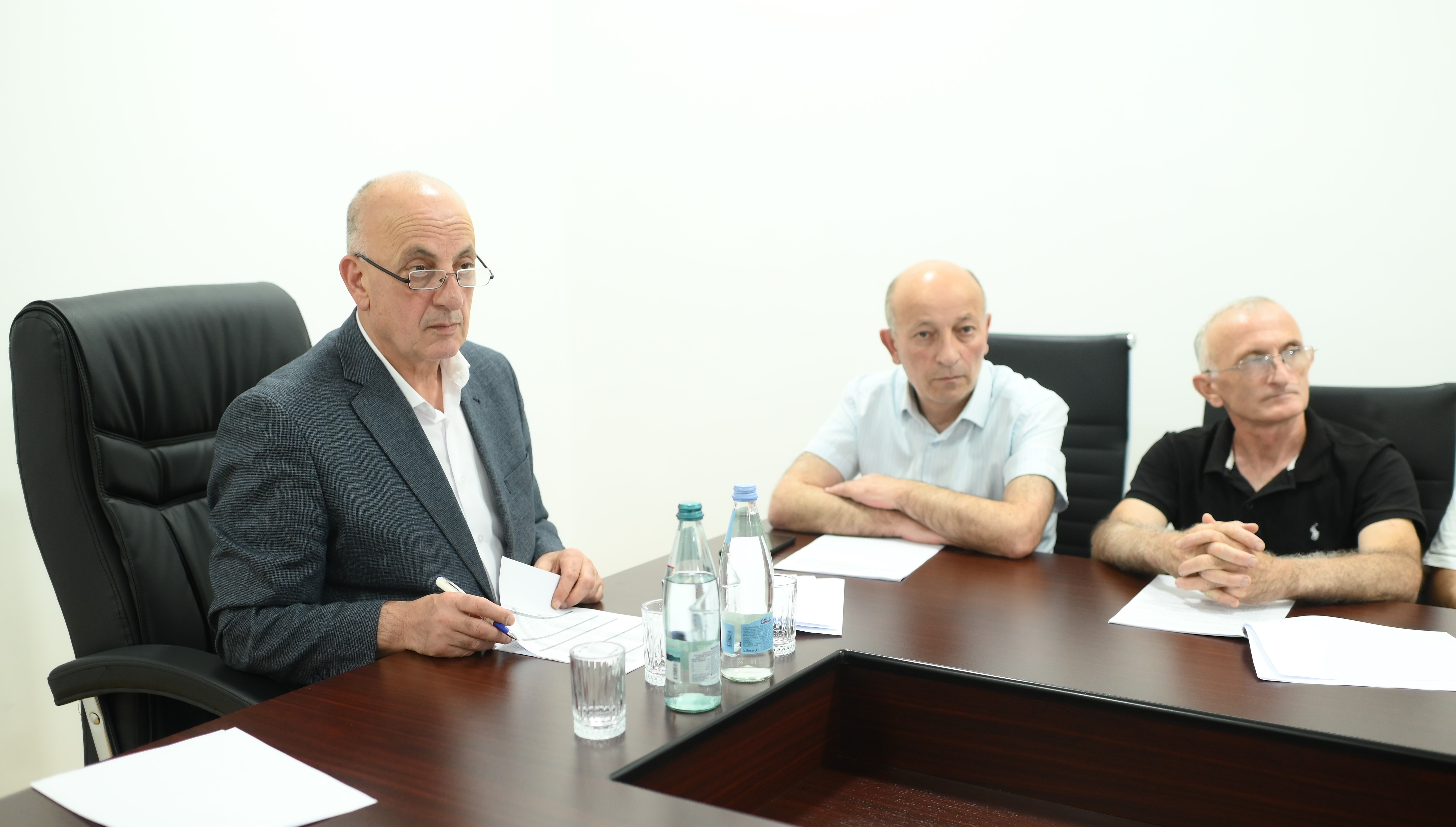 დღეს ქედის მუნიციპალიტეტის საკრებულოს რიგგარეშე სხდომა გაიმართა