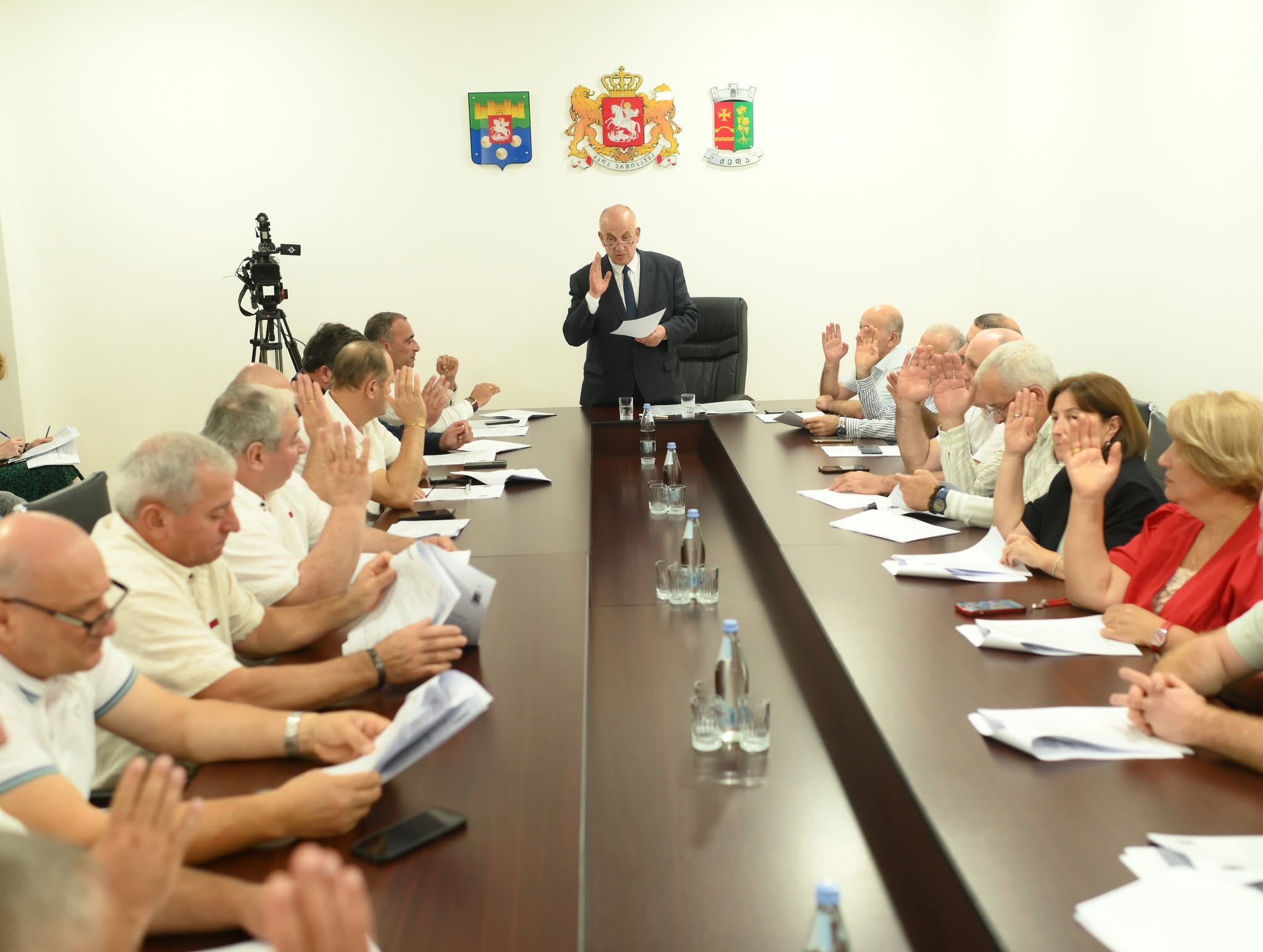 დღეს ქედის მუნიციპალიტეტის საკრებულოს მორიგი სხდომა გაიმართა