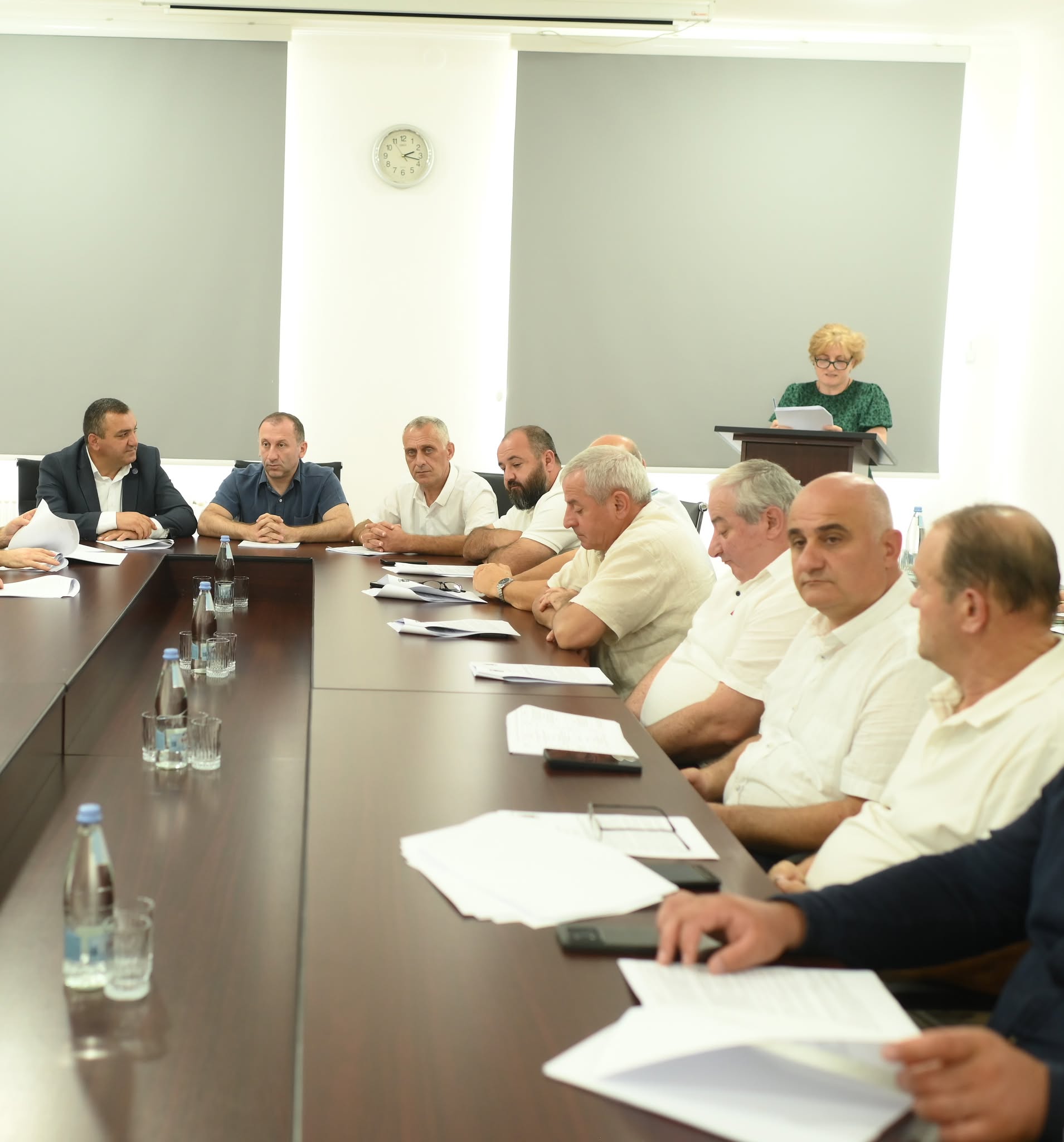 დღეს ქედის მუნიციპალიტეტის საკრებულოს მორიგი სხდომა გაიმართა