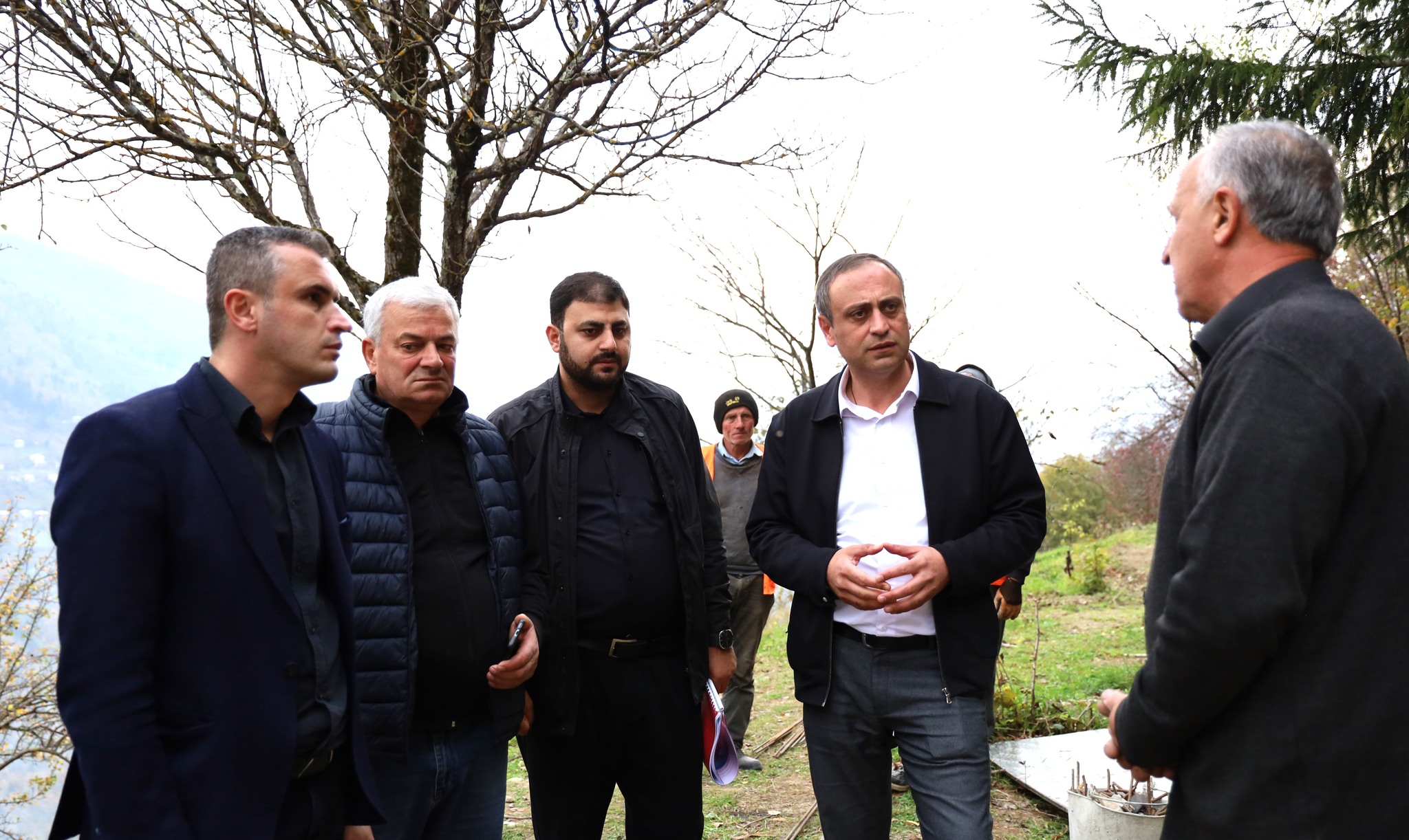 მერმა მამუკა თურმანიძემ მიმდინარე ინფრასტრუქტურული სამუშაოები დაათვალიერა