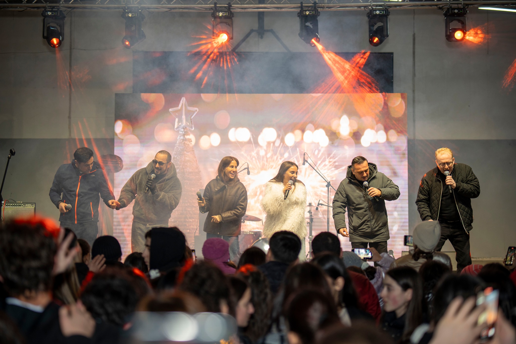 ქედის მუნიციპალიტეტის მთავარი ნაძვის ხე საზეიმოდ აინთო